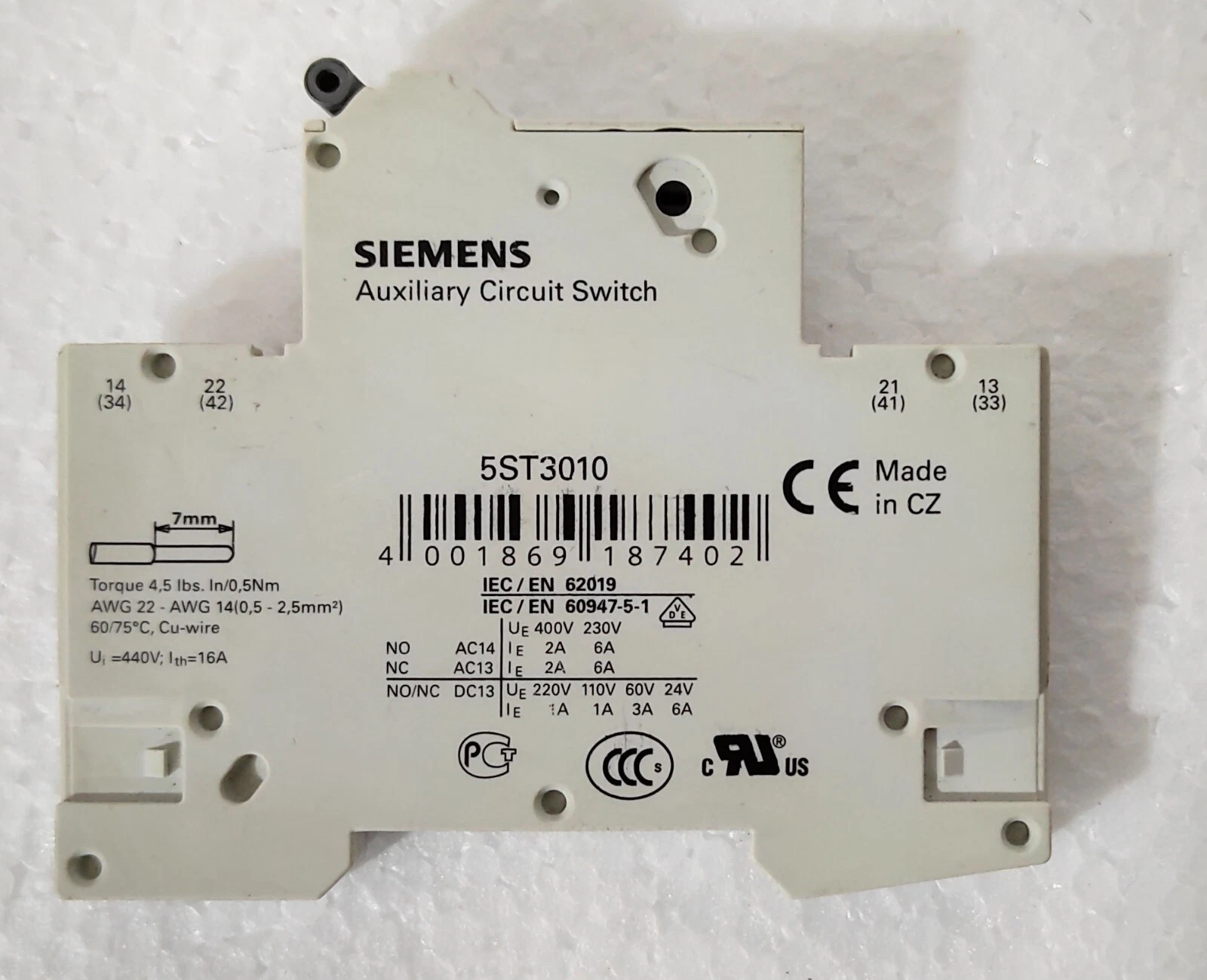 SIEMENS 5ST3010 AUXILIARY CIRCUIT SWITCH LOT OF 02 PCS